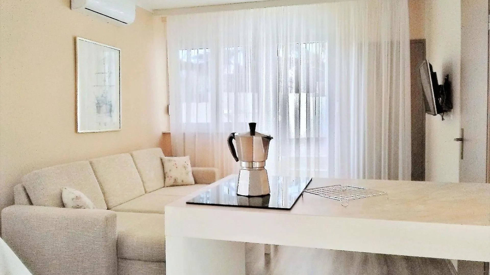 City Center Apartment And Room 말린스카